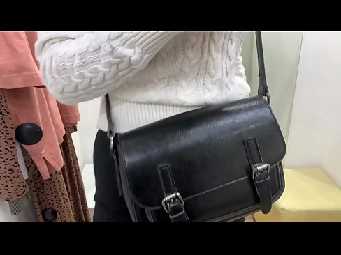 ❤️ Veřejná masturbace mladé feny FeralBerry s dildem ve fitku Jen porno u porna cs.cbddeluxe.top